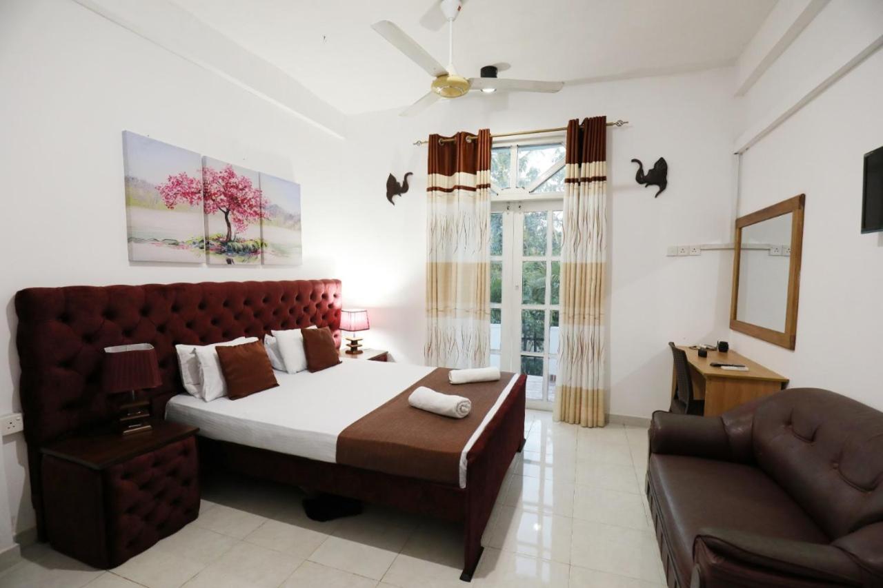 Seyara Holiday Resort Полоннарува Экстерьер фото