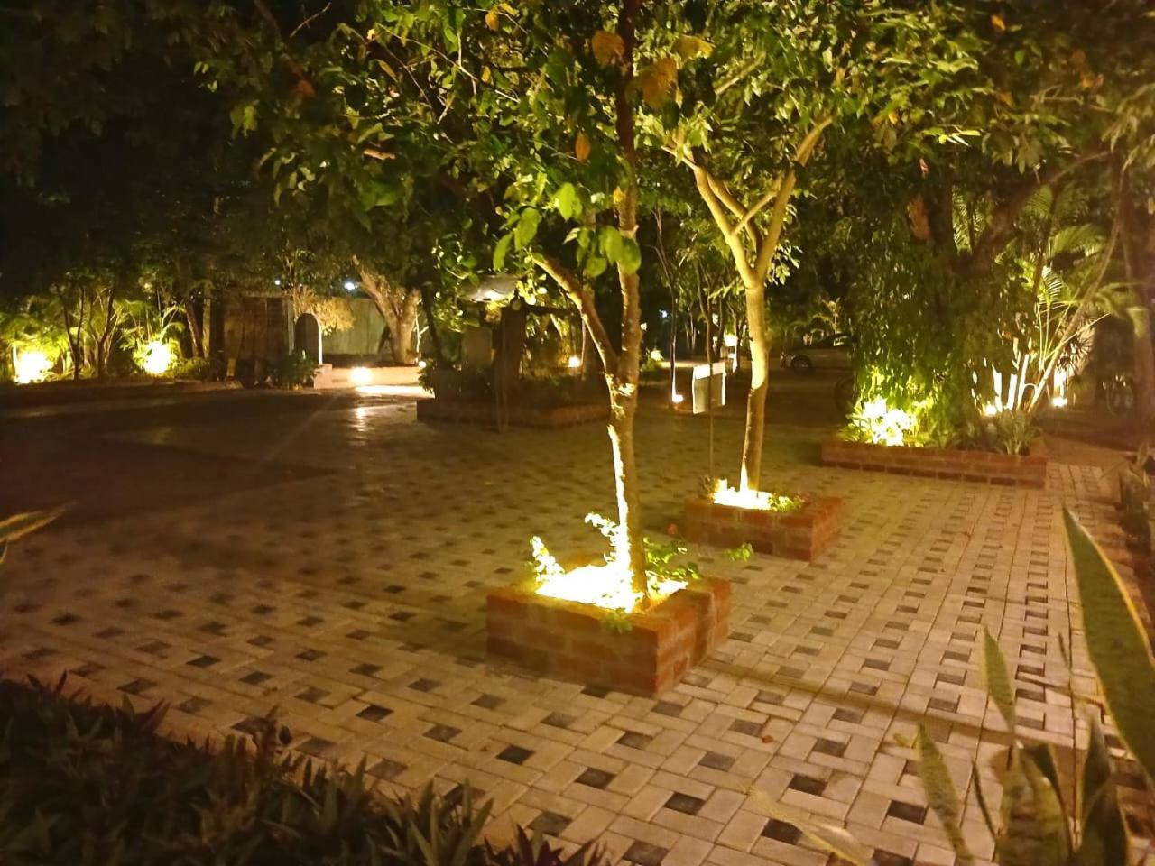 Seyara Holiday Resort Полоннарува Экстерьер фото